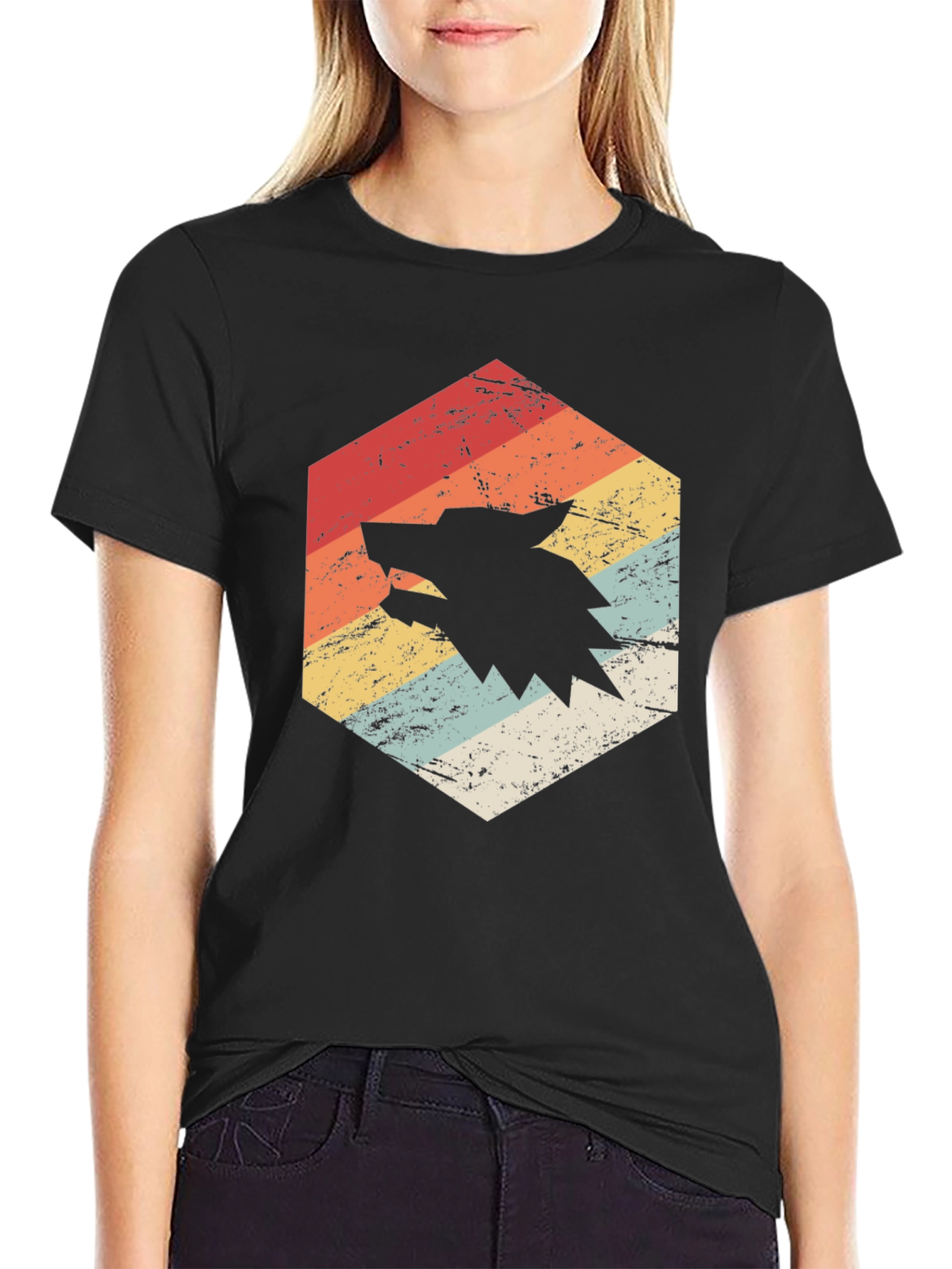 Retro Wolf Graphic Tee - Vintage Style T-Shirt