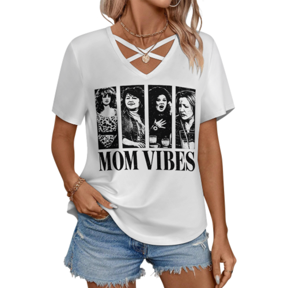 Vintage Mom Vibes Graphic Tee – Retro TV Mom Inspired Women’s Casual T-Shirt(z338)