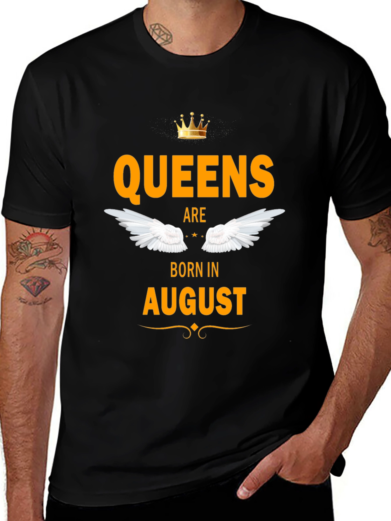 Queens Born in August - Graphic T-Shirt