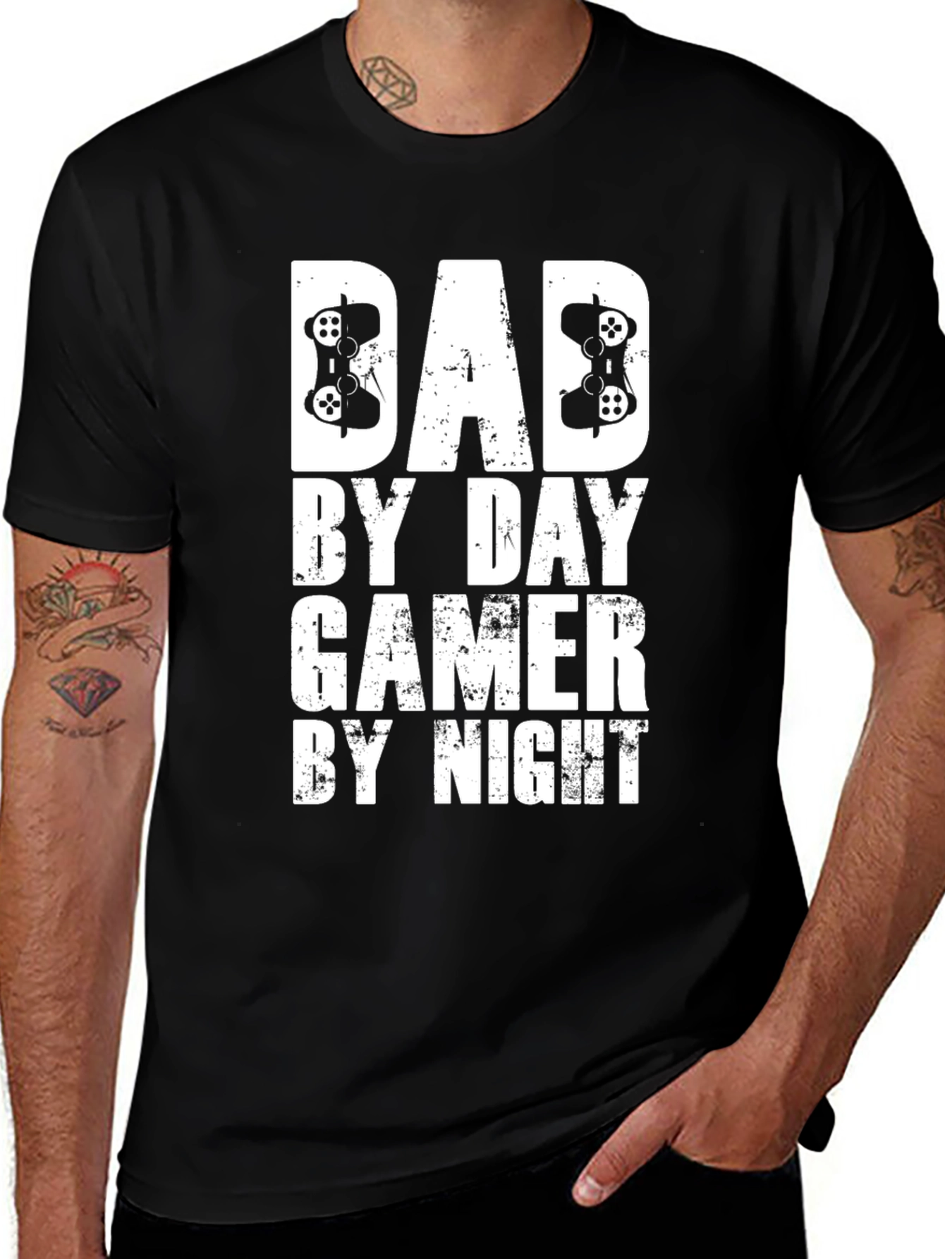 Dad By Day Gamer By Night Funny T-Shirt