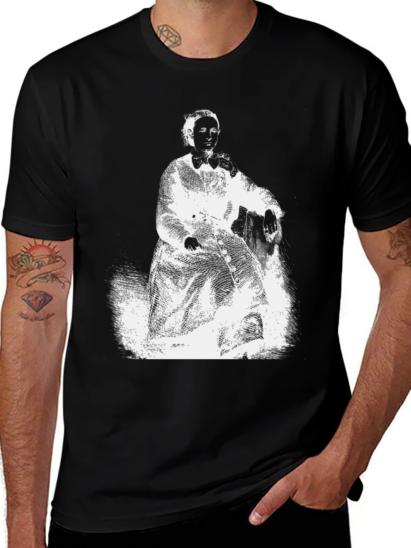 Vintage Portrait Graphic Tee - Black Unisex T-Shirt