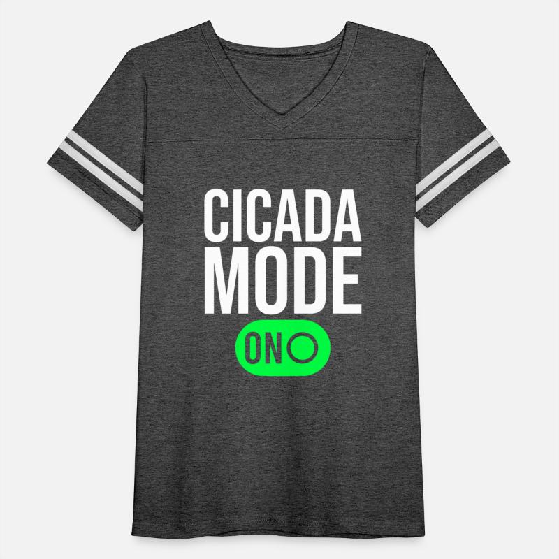 Cicada Mode On, Black and White Cicada