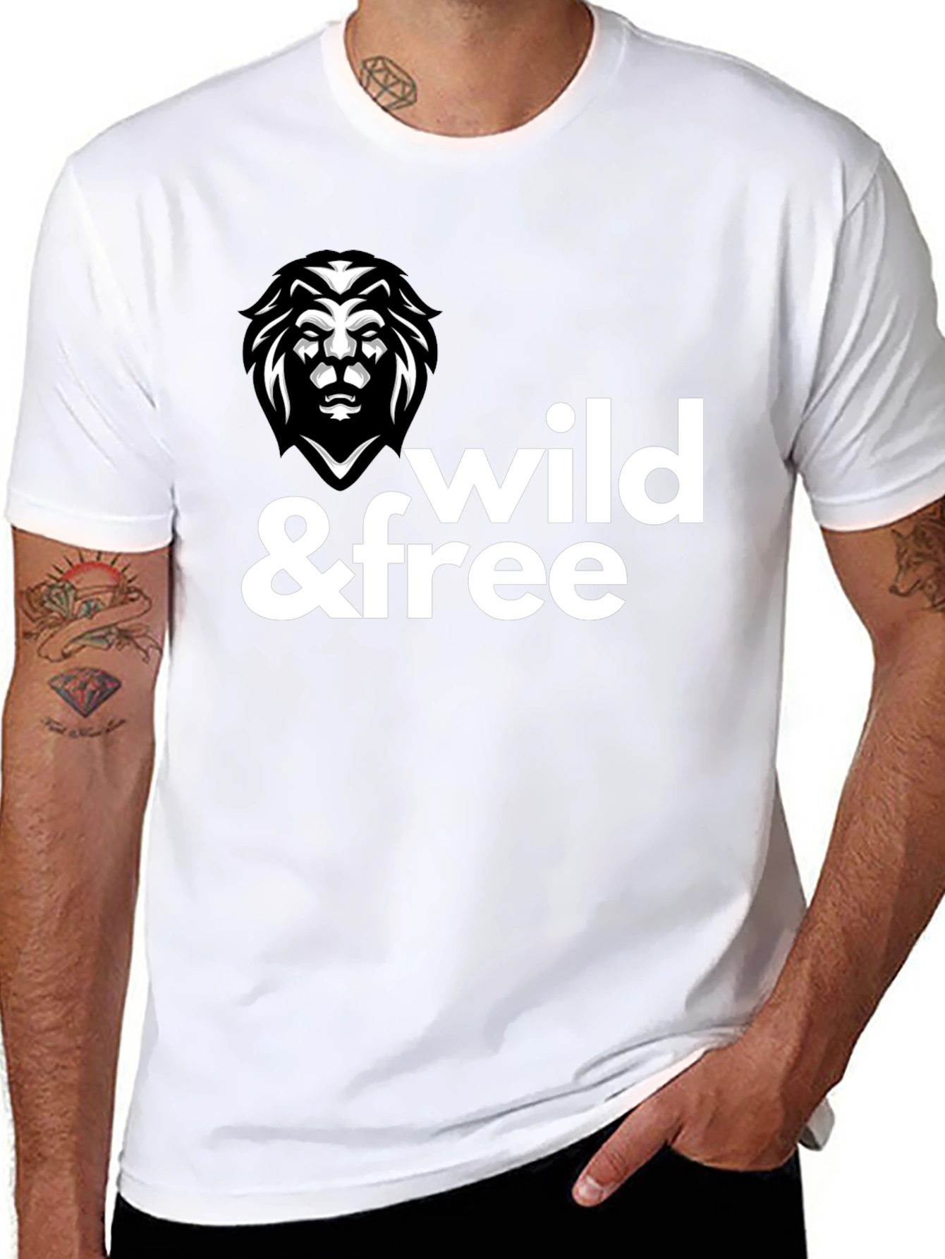 Wild & Free Lion Graphic Tee - Modern Style