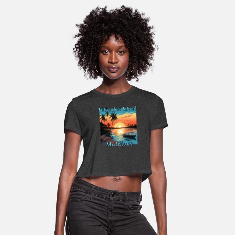 Grunge Sunset: Summer on Fulhadhoo Island,