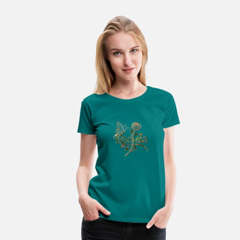 "I love how delicate the butterfly is. It looks so