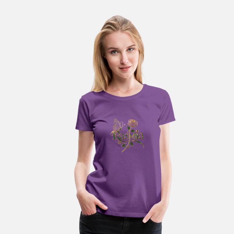 "I love how delicate the butterfly is. It looks so