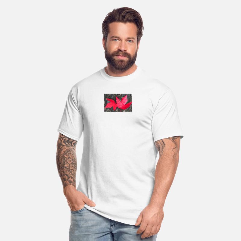 Leaf it to Me Classic T Shirt