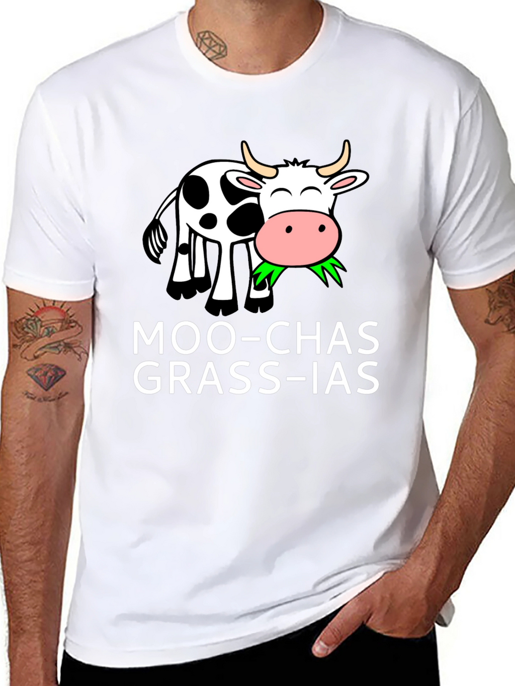 Moo-chas Grass-ias T-Shirt - Funny Cow Pun